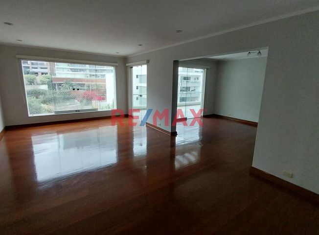 Departamento en Venta en Santiago de Surco - Mehr