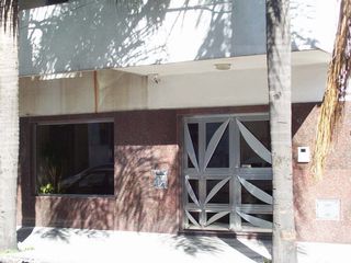 Foto 2 de Departamento en venta en Ramos Mejia Sur