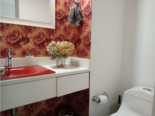 Venta Apartamento TOTALMENTE REFORMADO El Poblado Sector Provenza