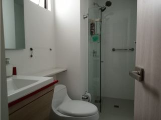Venta Apartamento TOTALMENTE REFORMADO El Poblado Sector Provenza