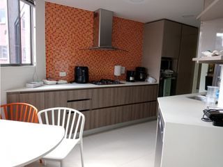 Venta Apartamento TOTALMENTE REFORMADO El Poblado Sector Provenza