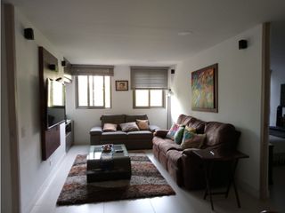 Venta Apartamento TOTALMENTE REFORMADO El Poblado Sector Provenza