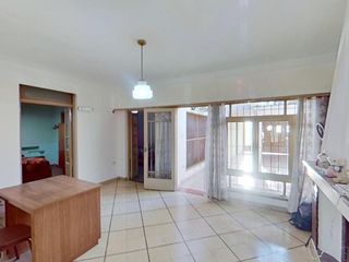 Foto 13 de Casa en Los Hornos - Lote de 10 x 45 - 3 dormitorios