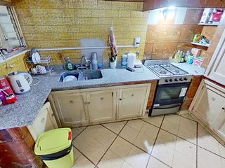 Foto 30 de Casa en Los Hornos - Lote de 10 x 45 - 3 dormitorios
