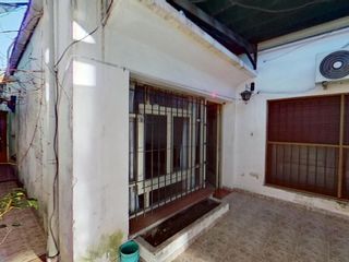 Foto 7 de Casa en Los Hornos - Lote de 10 x 45 - 3 dormitorios