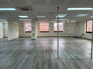 Foto 10 de oficina en arriendo/venta en santa bibiana. Cod V16276