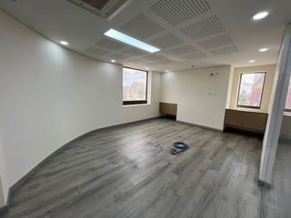 Foto 12 de oficina en arriendo/venta en santa bibiana. Cod V16276