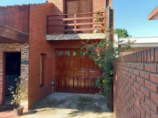 Foto 4 de RETASADO CHALET 4 AMBIENTES BARRIO LOS PINARES
