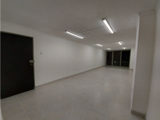 Foto 2 de SE VENDE O SE  ARRIENDA OFICINA EN MEDELLIN