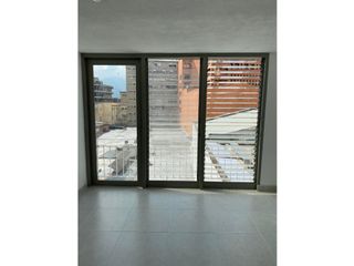 Foto 10 de SE VENDE O SE  ARRIENDA OFICINA EN MEDELLIN
