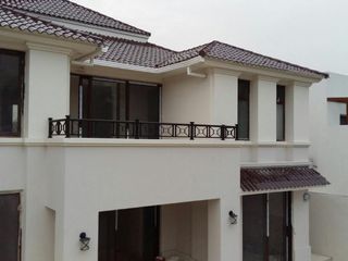 Foto 1 de Casa - Samborondón