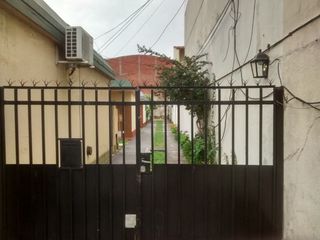 Foto 2 de Departamento Tipo Casa en venta en Villa Luzuriaga