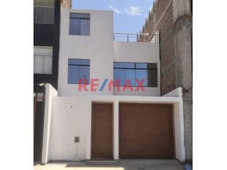 Foto 19 de Venta  Casa De 2 Pisos En Condominio Altos Del Valle