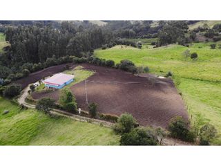 Foto 3 de SE VENDE HERMOSA CASA LOTE EN SAN JORGE ZIPAQUIR