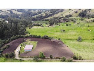 Foto 8 de SE VENDE HERMOSA CASA LOTE EN SAN JORGE ZIPAQUIR