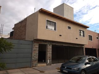 Departamento en complejo de 3 unidades