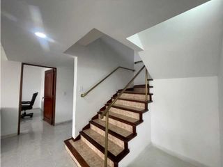 Venta de apartamento en santa Rita (h&c)