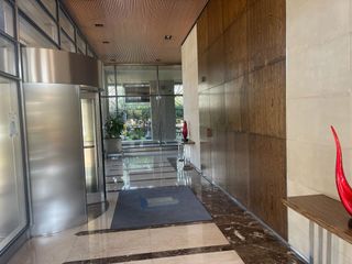 Venta Depto 3 amb c/cochera  P Madero