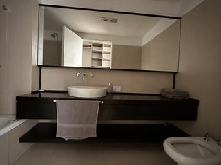 Excelente  dos ambientes en alquiler temporario en Live Hotel . Palermo Hollywood.