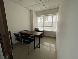 Foto 5 de SE VENDE OFICINA AMOBLADA DE 51M2 EN EL PARQUE EMPRESARIAL COLON