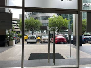 Foto 2 de SE VENDE OFICINA AMOBLADA DE 51M2 EN EL PARQUE EMPRESARIAL COLON