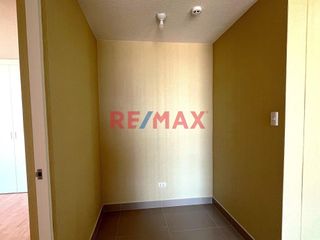 Foto 8 de Dpto 1005 vista exterior, en condominio Amauta - Festiva
Calle Casapalca con Av Arica. Cercado de Lima
Area 67.93 m2
- Sala comedor con salida a ba