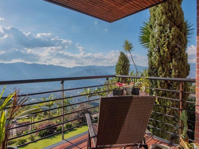 CASA en VENTA en Medellín Poblado Corredor De Palmas