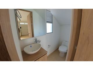 Foto 6 de VENTA CASA 122.5 mts2 LA CEJA SECTOR MADEIRA - C