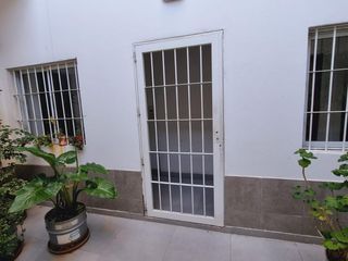 Venta. Departamento 3 dormitorios. Edificio Namuncurá, Ayacucho 1434