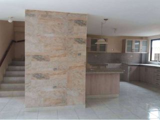 Foto 1 de casa de alquiler en Urbanización sur Manta