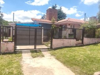 RESERVADA! - Ideal Inversor - Casa 2 dormitorios    Depto independiente - Villa Giardino - Córdoba