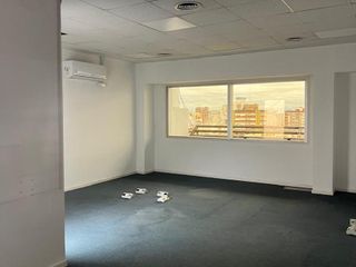 Alquiler de oficina de 140 m2 en Nuñez
