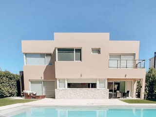 Foto 1 de Casa en Alquiler Temporada Rumenco