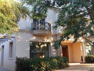 Foto 10 de VENTA SANTA BARBARA LOTE DE 1200Mts2 Construido aprox. 550Mts2 a terminar o se entrega Terminado, CONSULTAS AL 4763-0904/4765-4181.-