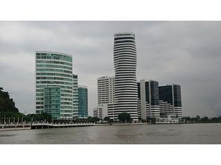 Foto 14 de PUERTO SANTA ANA EDIFICIO THE POINT Vendo oficina 766m2