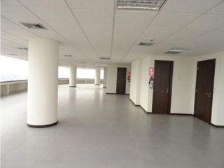 Foto 10 de PUERTO SANTA ANA EDIFICIO THE POINT Vendo oficina 766m2