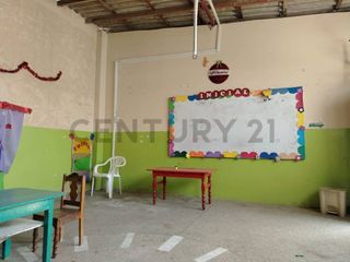 Venta de Escuela en Salinas, Ecuador