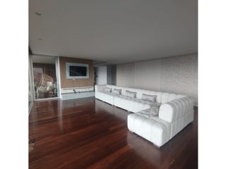 APARTAMENTO EN ARRIENDO LOMA DEL TESORO