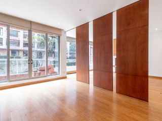 Foto 1 de apartamento en arriendo/venta en los rosales. Cod A23453