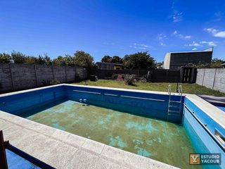 Casa en venta - 3 Dormitorios 1 Baño - Cochera - 1.000mts2 - San Carlos, La Plata