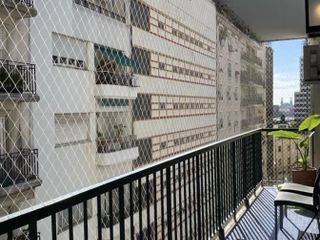 Departamento de 5 ambientes con balcón en venta - Luminoso - Seguridad -  Recoleta