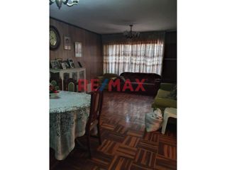 Foto 7 de Vendo Casa (4Pisos) Urb.Palao Smp