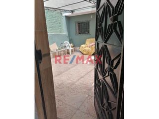 Foto 8 de Vendo Casa (4Pisos) Urb.Palao Smp