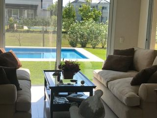 Foto 2 de Casa en venta en Nordelta Los Alisos