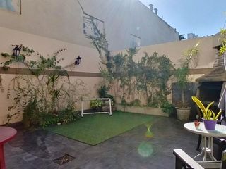 Foto 1 de Departamento Villa del Parque 3 ambientes con Cochera mas 2 Patios propios mas Sum