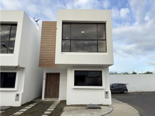 Foto 1 de CASAS A ESTRENAR EN PORTÓN DEL SOL - MANTA