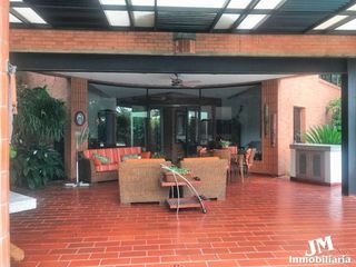 Foto 1 de casa en venta en pance. Cod V8874
