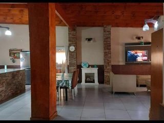 Casa en venta - 1 Dormitorio 1 Baño - Cochera - 3200Mts2 - San Vicente
