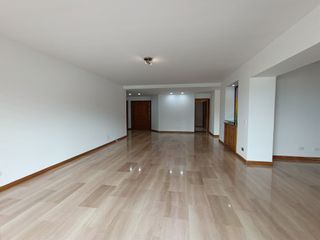 Foto 3 de apartamento en arriendo en la arboleda. Cod A6290816