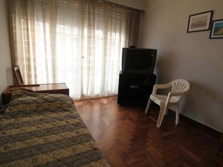 Foto 5 de Alquiler Temporario . Departamento · Dos ambientes · Vista a Plaza Colón